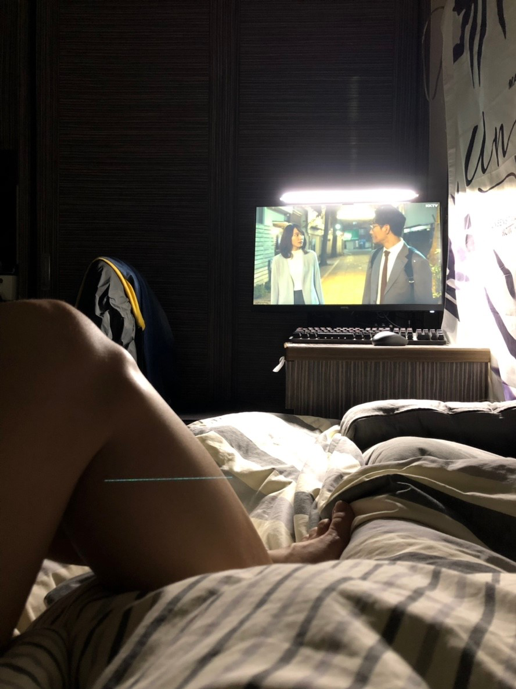 女友就是愛大的…BenQ GW2780開箱 Feat. BenQ智能掛燈