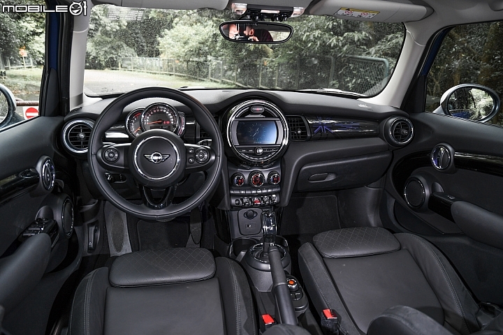 Mini Cooper 5-Door大開方便之門，午後動感輕試駕