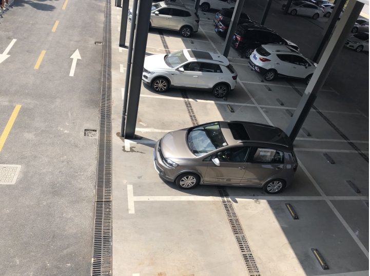 開箱-上海購入ES200