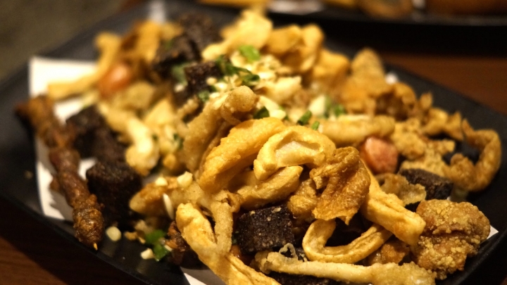 台南美食｜東區｜ICHIRO，一起囉！｜焰火翻騰中的多汁嫩雞
