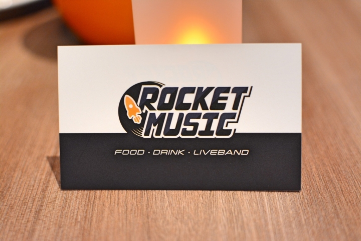[台北光華商場三創]Rocket Music 音樂火箭餐廳 -- 現場演唱調酒餐廳 （近忠孝新生捷運站）