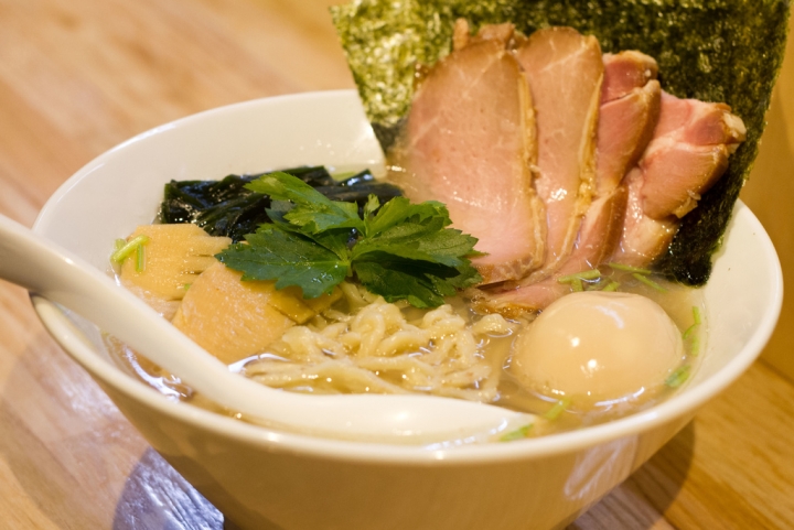【美食。食記】東京 淺草藏前 透明厚實的貝塩拉麵 拉麵改 らーめん改 拉麵 沾麵 煮干 干貝 推薦