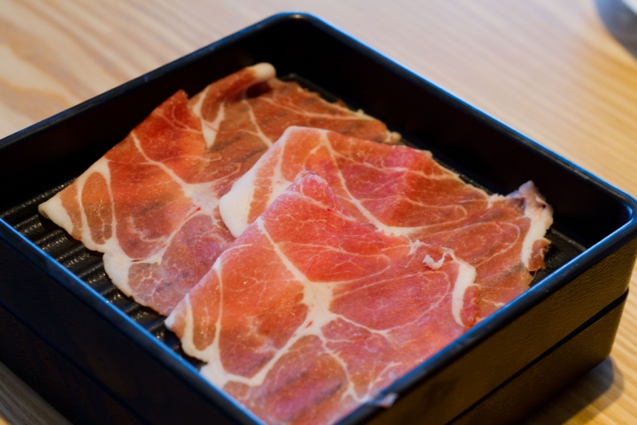 【美食。食記】東京 北千住 美味的連鎖火鍋 しゃぶ菜 マルイ北千住 連鎖店 火鍋 放題 雞肉 壽喜燒 豬肉 牛肉 吃到飽 蔬菜 推薦