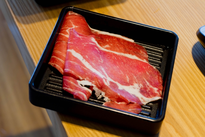 【美食。食記】東京 北千住 美味的連鎖火鍋 しゃぶ菜 マルイ北千住 連鎖店 火鍋 放題 雞肉 壽喜燒 豬肉 牛肉 吃到飽 蔬菜 推薦
