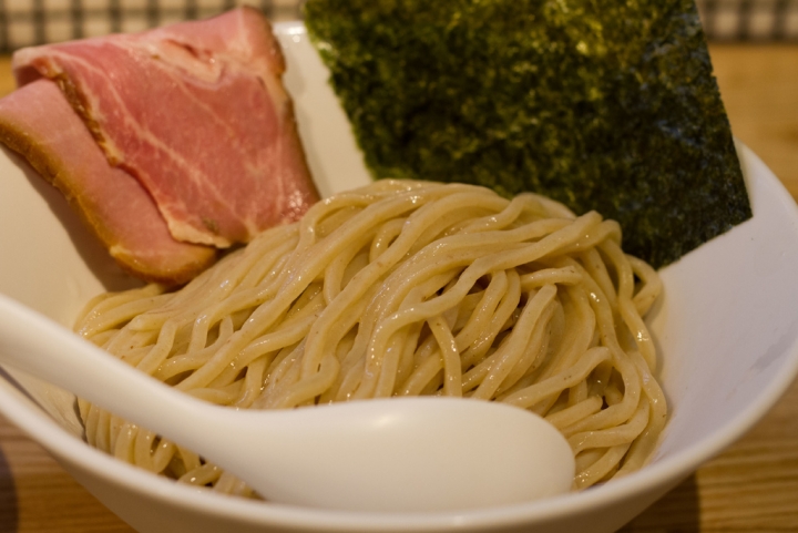 【美食。食記】東京 淺草藏前 透明厚實的貝塩拉麵 拉麵改 らーめん改 拉麵 沾麵 煮干 干貝 推薦