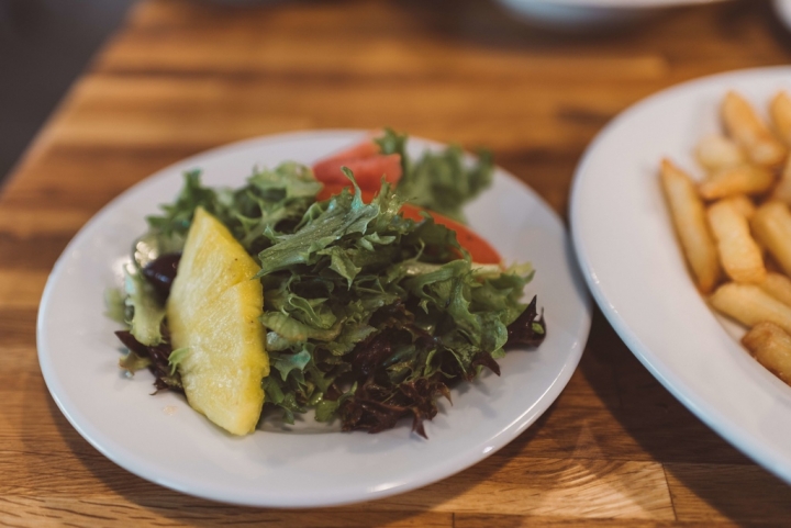 芬蘭自駕3000公里：芬蘭南部 porvoo 復古小城裡的人文市集與創意料理