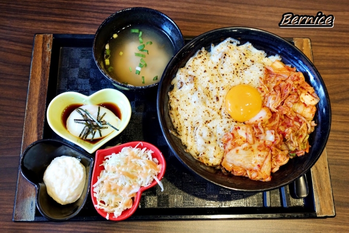 新丼創意丼飯專賣店/CP值超高的平價丼飯/美食新聞、非凡大探索、民視新聞報導(捷運中山站)