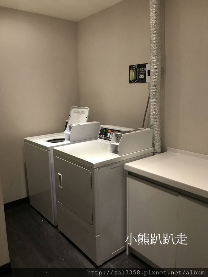 台北黑熊好眠背包房太空艙全新體驗，高CP值背包房~台北住宿體驗分享~