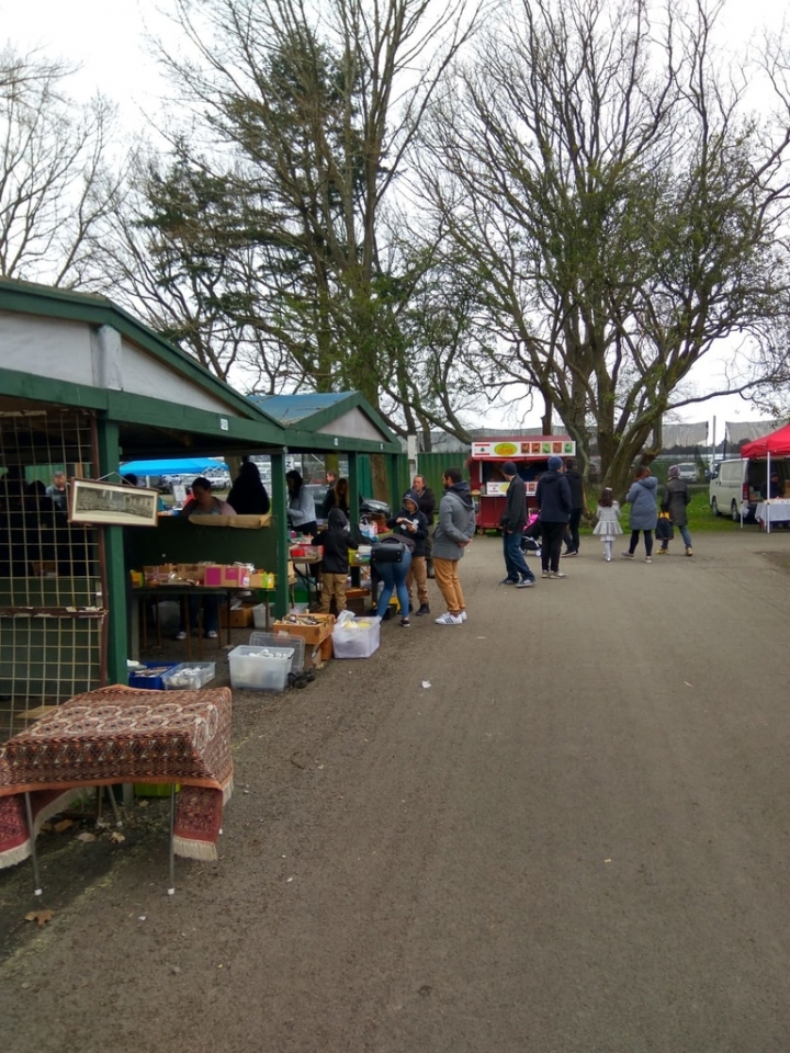 基督城【景點】市內景點 The Riccarton Sunday Market 週日市集