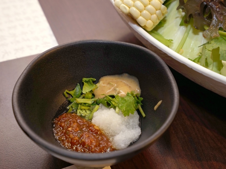 [食記] 天鍋宴。新鮮高檔海鮮食材、天母聚餐首選。秋天吃蟹大推--黃金蟹雙人鍋(近芝山站)