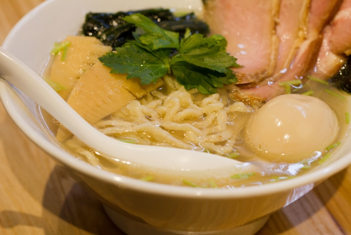 【美食。食記】東京 淺草藏前 透明厚實的貝塩拉麵 拉麵改 らーめん改 拉麵 沾麵 煮干 干貝 推薦