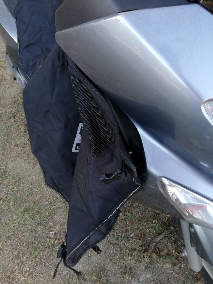 [開舊箱文]Tucano Urbano leg cover 冬天機車戰袍