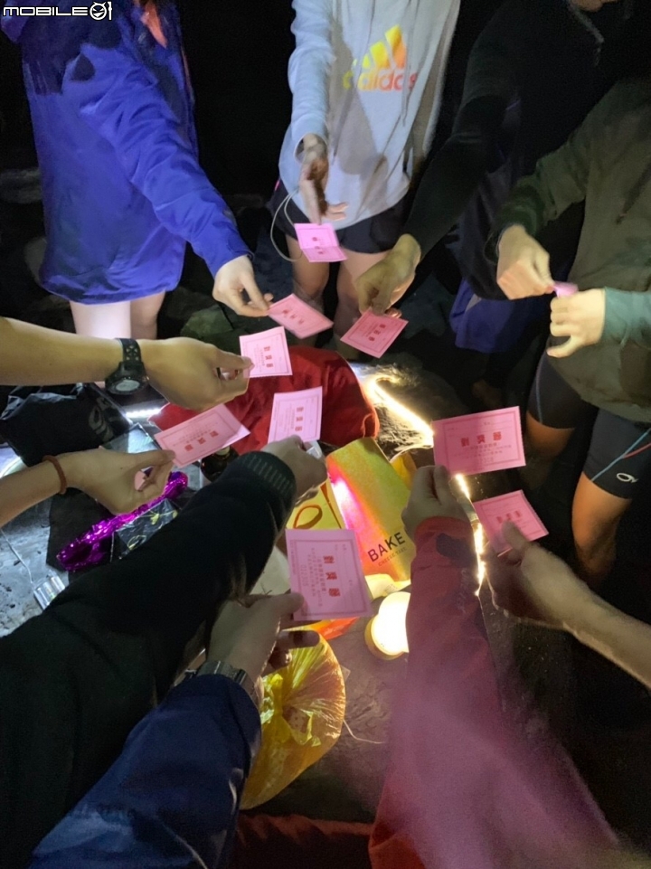 【野生天體營】2018 - 塔羅灣溪野溪露宿。溯溪野營溫泉耶誕營火趴一次滿足