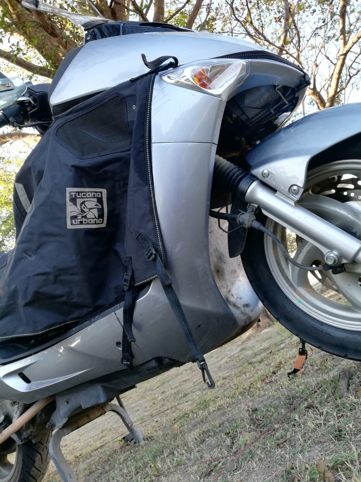 [開舊箱文]Tucano Urbano leg cover 冬天機車戰袍