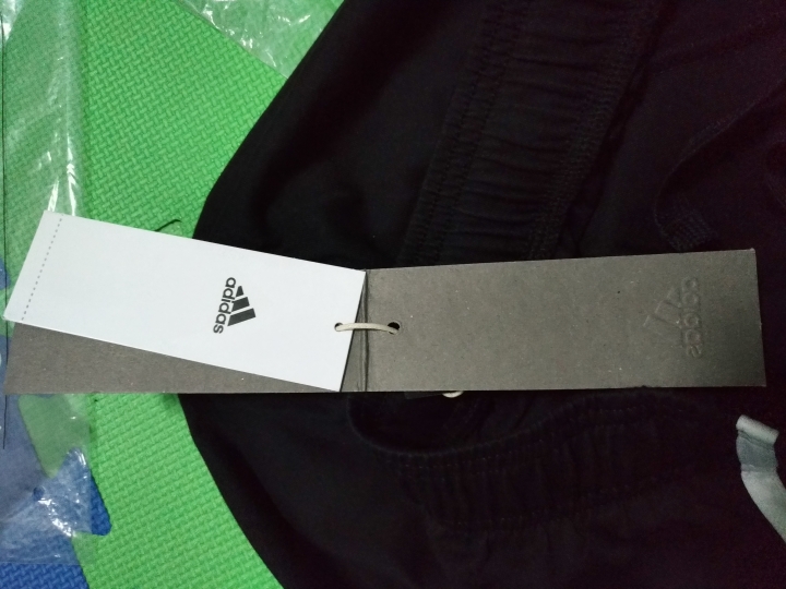 愛迪達 BK7414 褲子 真假