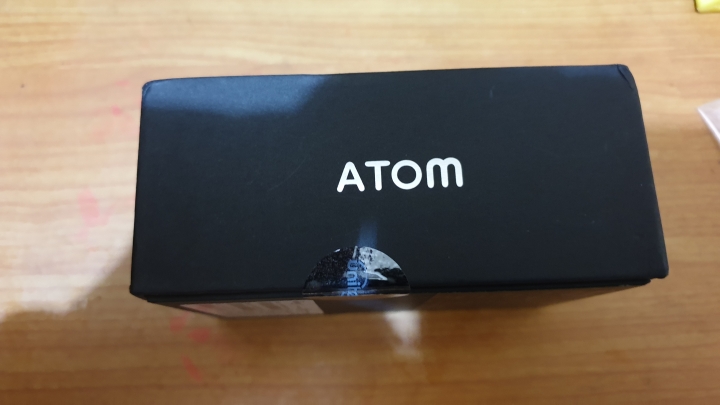 [開箱][圖多] Unihertz ATOM 簡單開箱＆使用心得