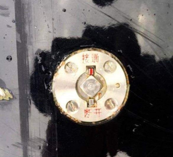 越南漁民撈到一枚解放軍魚雷