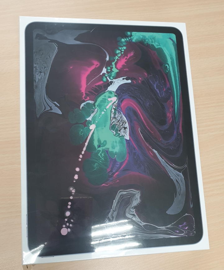 iPad Pro 11吋太空灰開箱加快充測試