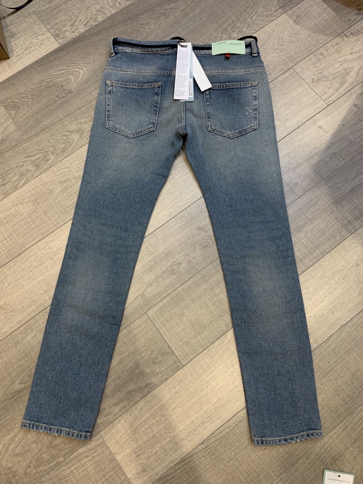 「開箱 開箱 開箱」Thom Browne 眉框眼鏡+Off-White丹寧褲+Saint Laurent粗框眼鏡