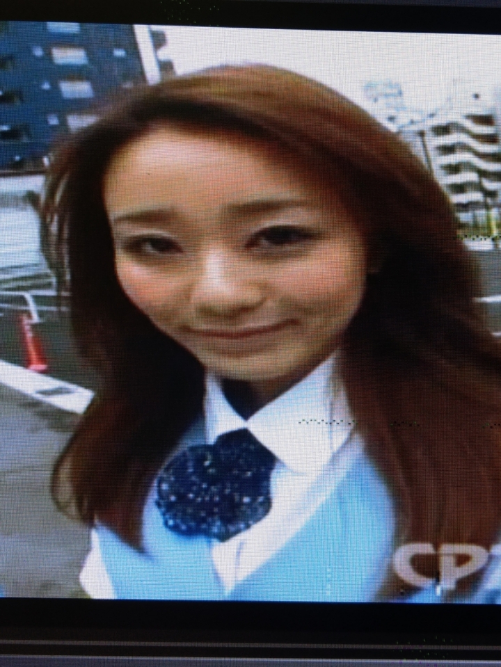 想請問這個女優叫什麼名字。。。