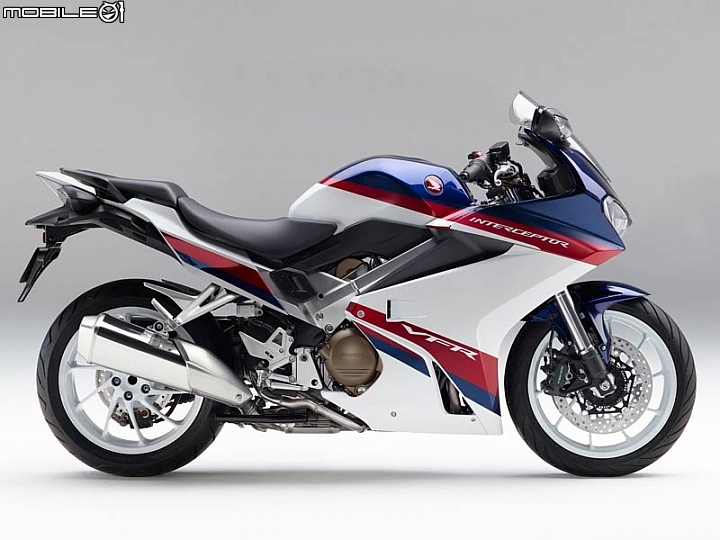 【海外快訊】復刻元素正夯 HONDA VFR800F、VFR800X 新色推出！