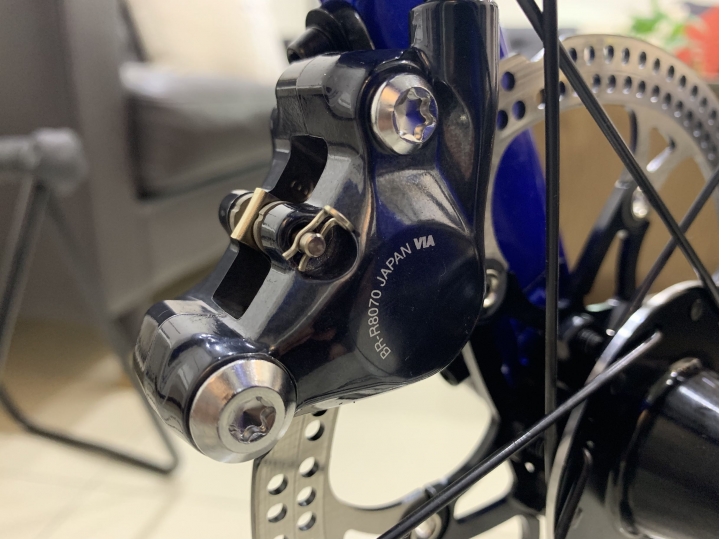 GIANT DEFY 金屬藍簡單開箱