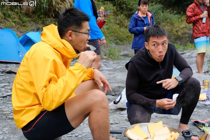 【野生天體營】2018 - 塔羅灣溪野溪露宿。溯溪野營溫泉耶誕營火趴一次滿足