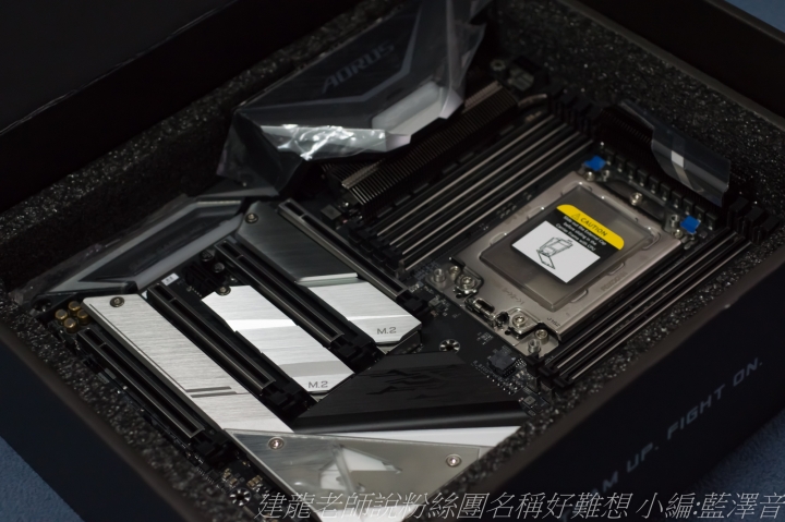 翱翔於天際的農企神鷹 GIGABYTE X399 AORUS XTREME