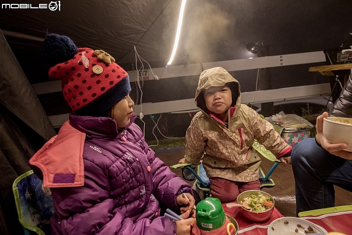 山羌。親子。充氣帳，在哈洛客聽見野地的聲音