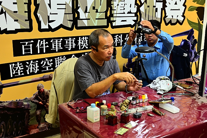 Z6開箱，拍美食，報導高雄模型藝術祭在SOGO。