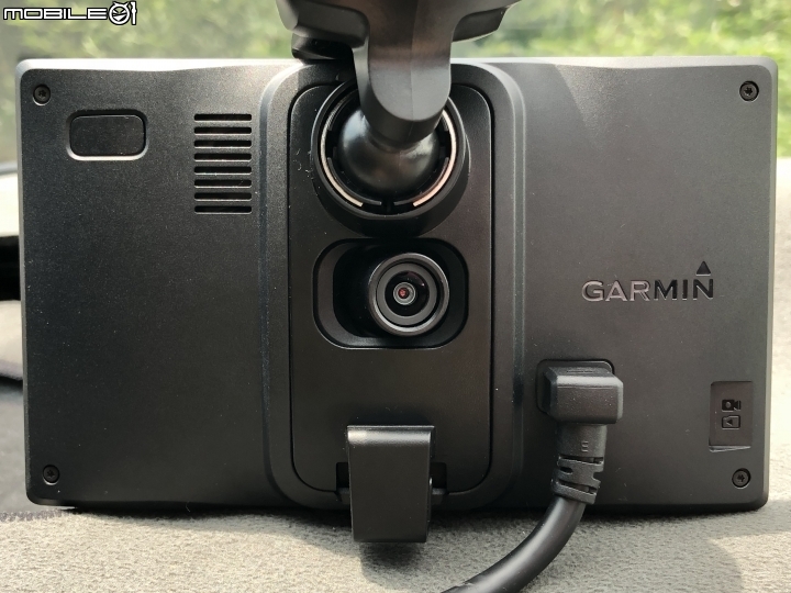 老車配新機Garmin DriveAssist™ 51 + Garmin GRVC 35 無線倒車顯影 使用心得分享