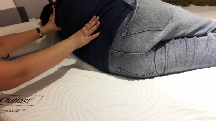 床的世界《睡眠天使科技助眠床墊》~歡迎來解密！！