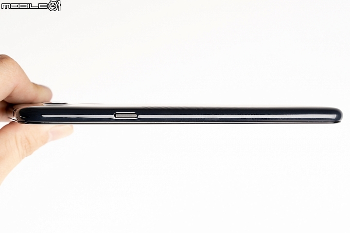 HTC Desire 12s體驗報告：雙色水漾表面玩質感、NFC入機！