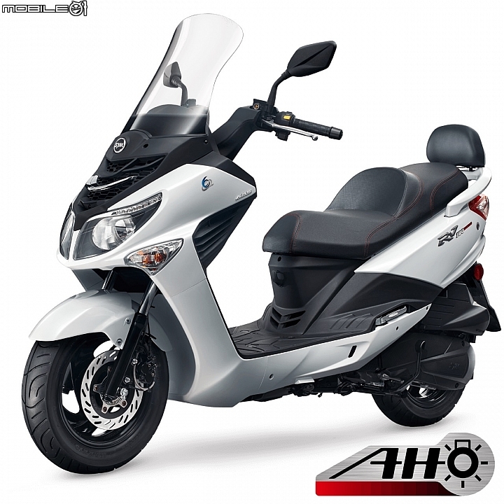 【機車新法規】明年摩托車強制加裝 ABS 或連動式煞車，怎麼選擇看這裡！