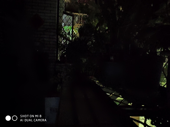 小米8超級夜景模式與Google camera night sight比較