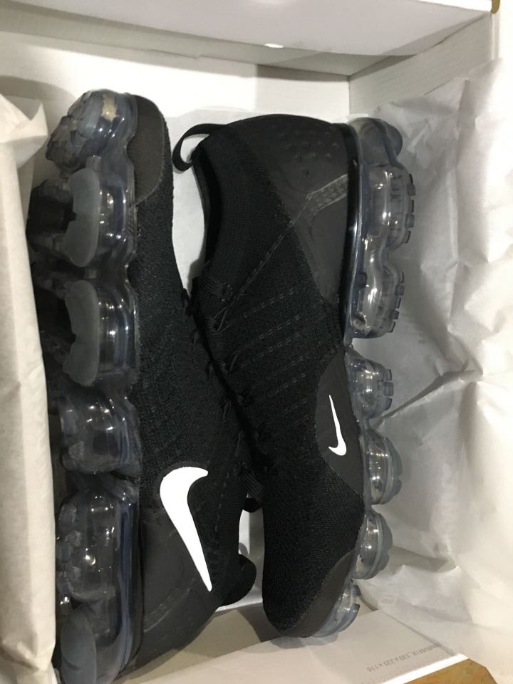 剛入手的vapormax flyknit 求鑑定真假？