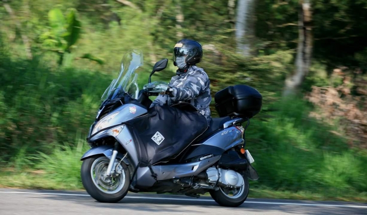 [開舊箱文]Tucano Urbano leg cover 冬天機車戰袍