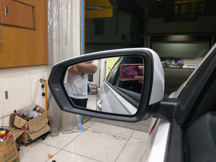 比悲傷更悲傷的故事 就是買了限量66台的POLO GTI 才發現2019年式 多了盲點