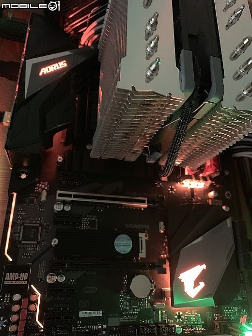 性價比導向供電散熱強化 AORUS 主流菁英 Z390 ELITE 開箱