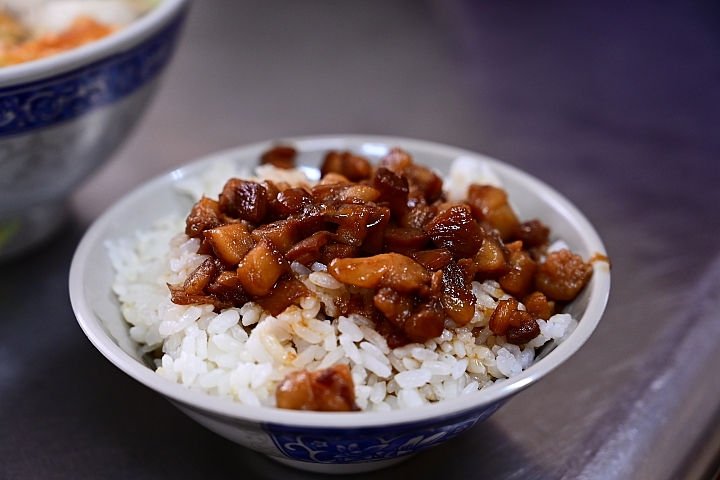 Z6開箱，拍美食，報導高雄模型藝術祭在SOGO。