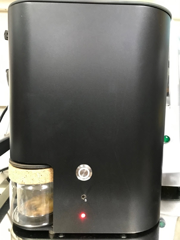 [開箱] IKAWA Pro Sample烘豆機