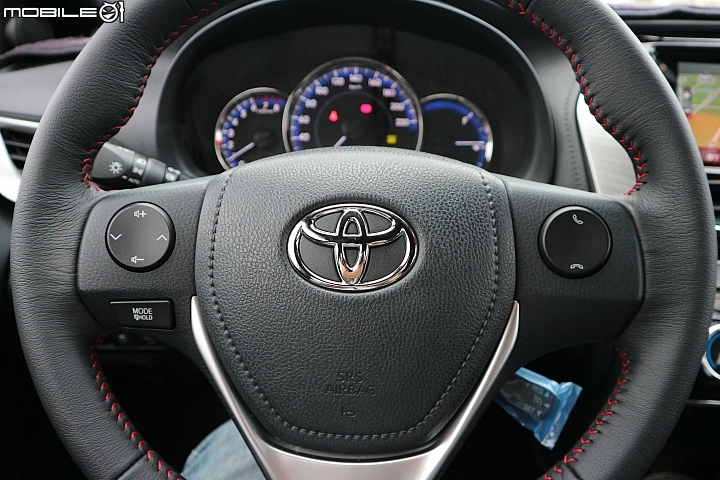 點我看大圖 開箱 TOYOTA all new YARIS S !!(超多圖)
