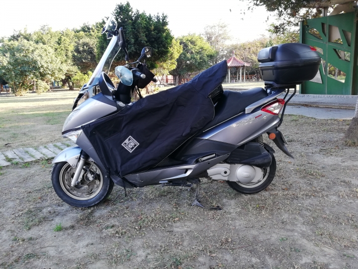 [開舊箱文]Tucano Urbano leg cover 冬天機車戰袍