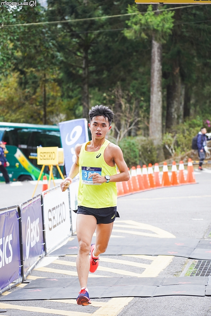 既享受又有挑戰性 亞瑟士生態路跑溪頭自然教育園區開跑