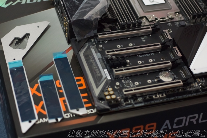 翱翔於天際的農企神鷹 GIGABYTE X399 AORUS XTREME