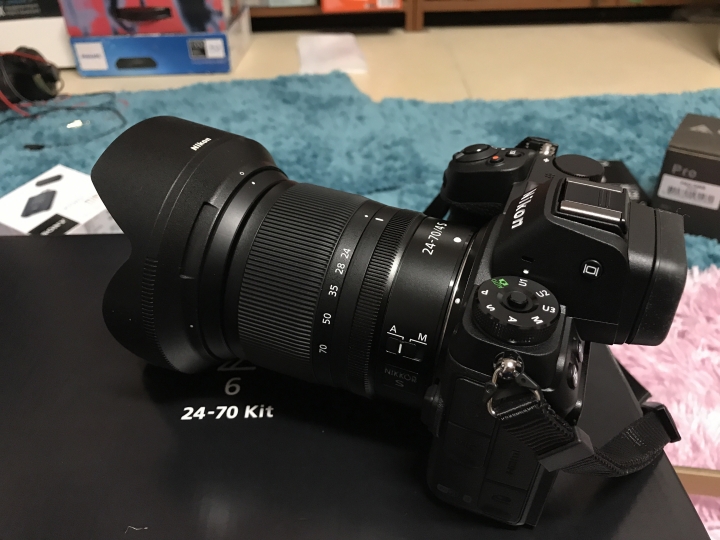 看了很多相機 還是選了 NIKON Z6 這台