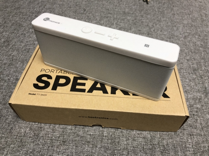 新發掘了超棒平價防水藍芽喇叭！還有其他耳機的試用心得~