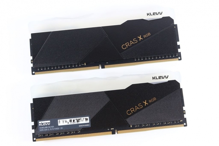 科賦KLEVV CRAS X RGB DDR4電競記憶體-酷炫RGB水晶寶石造型設計，視覺效果再升級