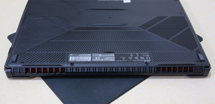 桌機換筆電 - 華碩FX505GE一分鐘開箱