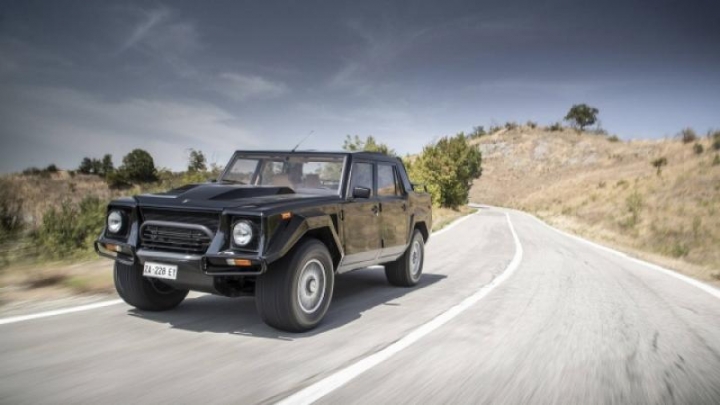 全球第一部高性能 SUV，Lamborghini LM002 試駕片段！